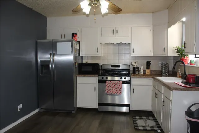 Photo 2 — 606 N Cedar Avenue, Stroud, OK 74079