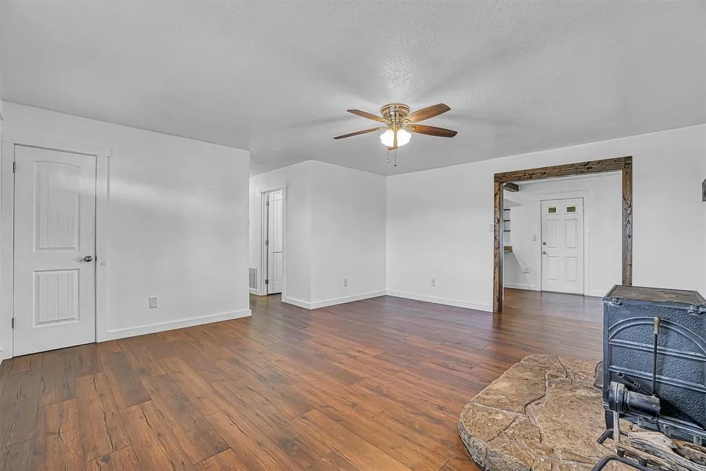 Photo 3 — 20454 State Hwy 19, Blair, OK 73526