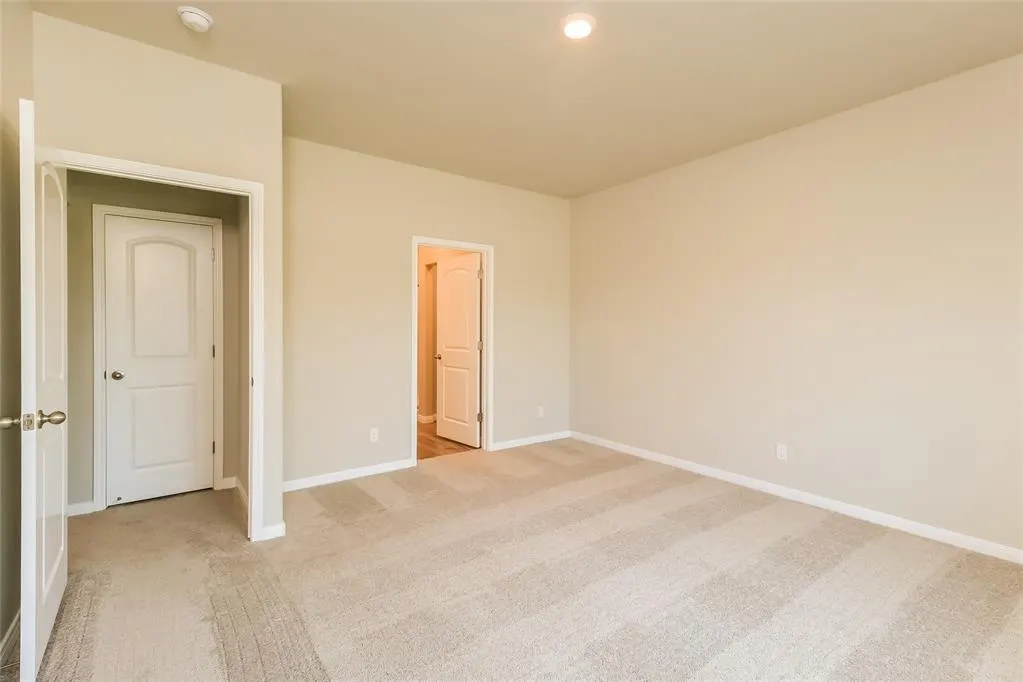 Photo 13 — 1607 Crimson Lake Boulevard, El Reno, OK 73036