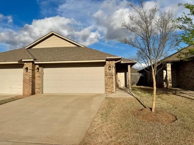 Front exterior — 2404 Finesilver Lane, Oklahoma City, OK 73128