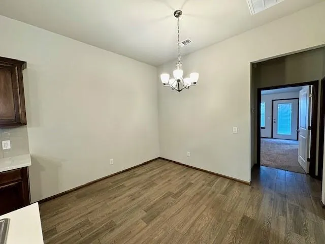 Photo 6 — 2404 Finesilver Lane, Oklahoma City, OK 73128