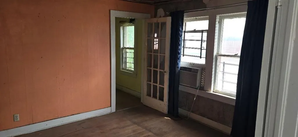 Photo 8 — 1521 NE 11th Street, Oklahoma City, OK 73117
