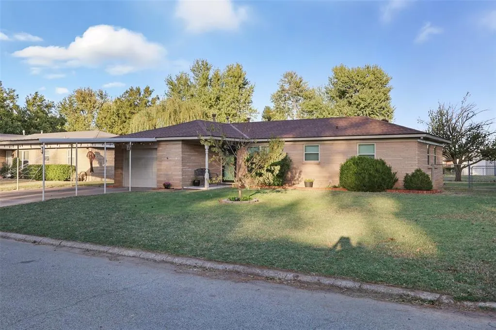 Photo 4 — 514 N Bell Drive, Crescent, OK 73028