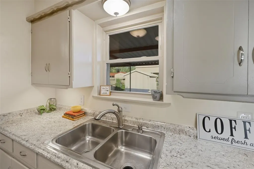 Photo 11 — 514 N Bell Drive, Crescent, OK 73028