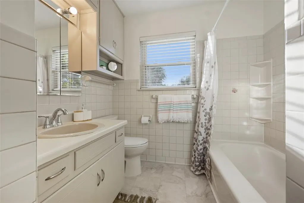 Photo 17 — 514 N Bell Drive, Crescent, OK 73028