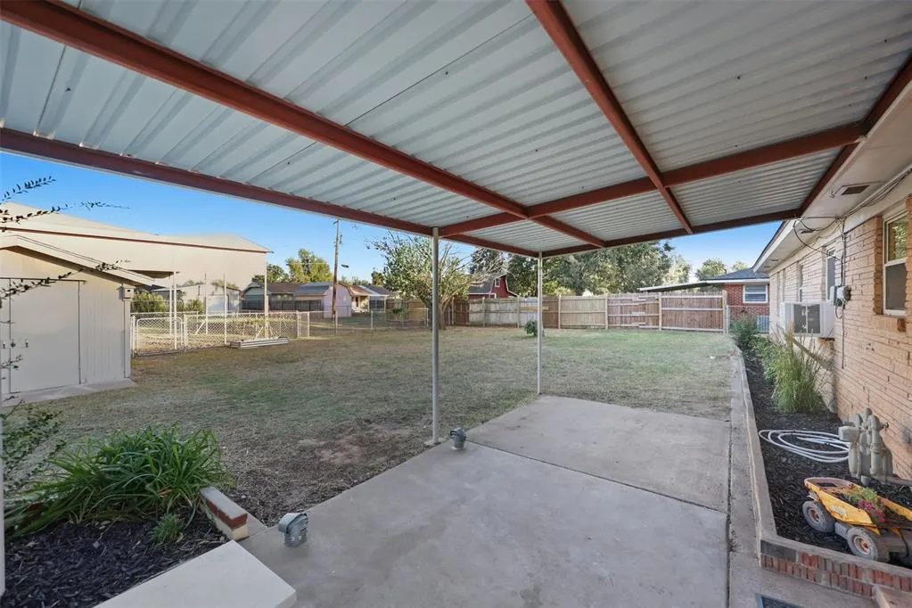 Photo 37 — 514 N Bell Drive, Crescent, OK 73028