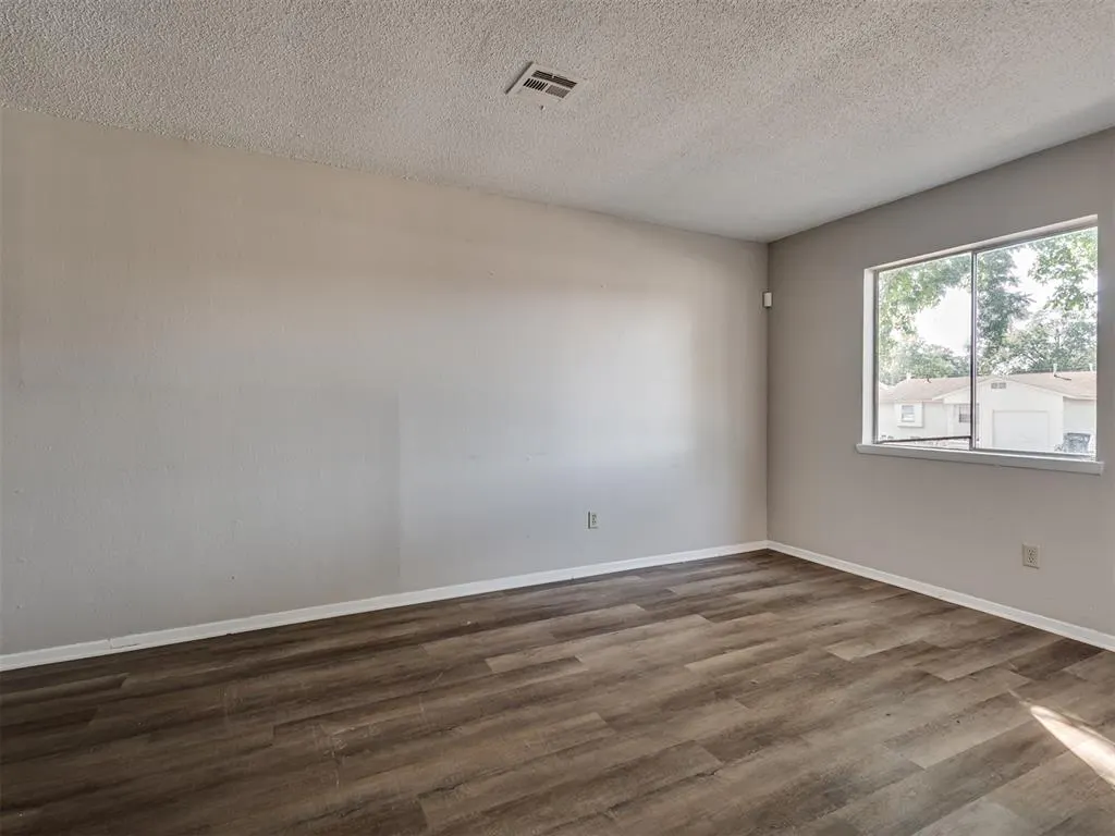 Photo 6 — 1106 E Alice Street, Shawnee, OK 74801