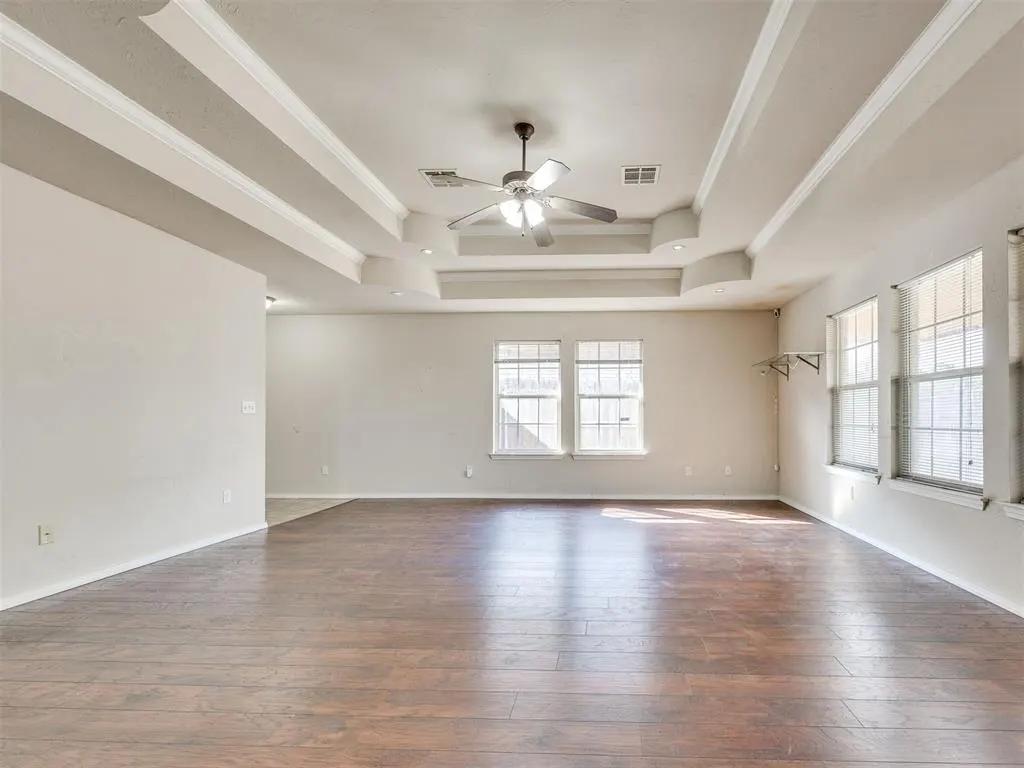Photo 4 — 2601 S Lindsay Avenue, Oklahoma City, OK 73129