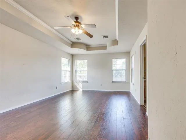 Photo 6 — 2601 S Lindsay Avenue, Oklahoma City, OK 73129