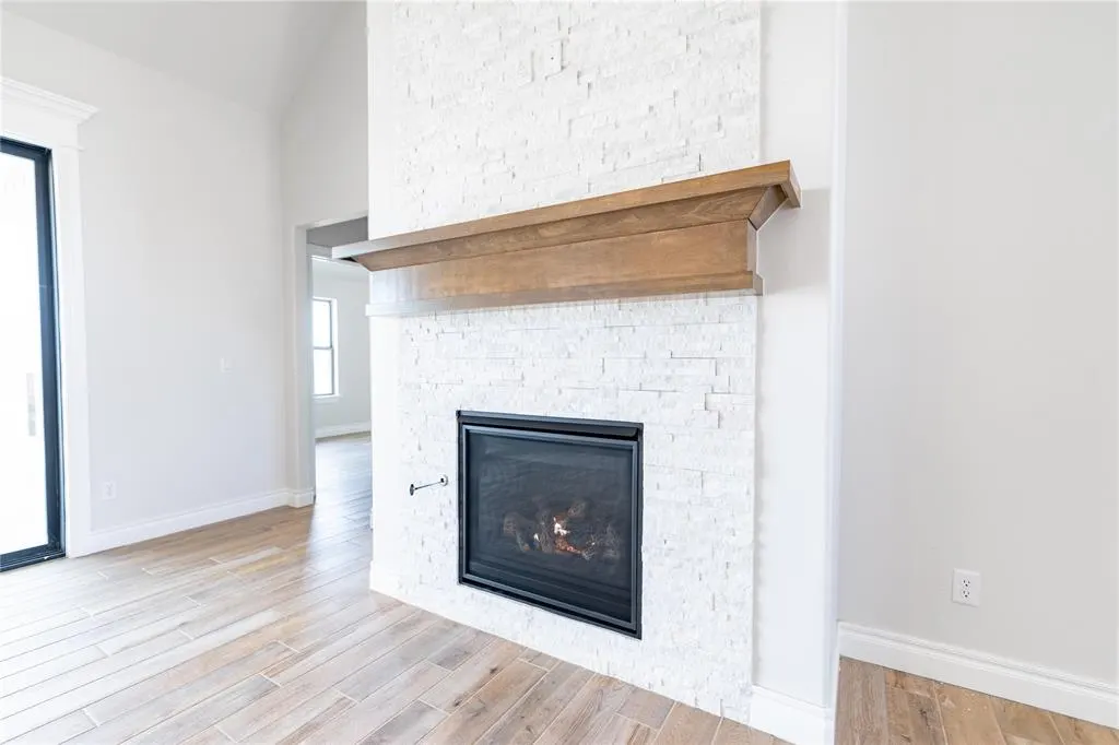Photo 9 — 12349 Alfalfa Lane, Cashion, OK 73044
