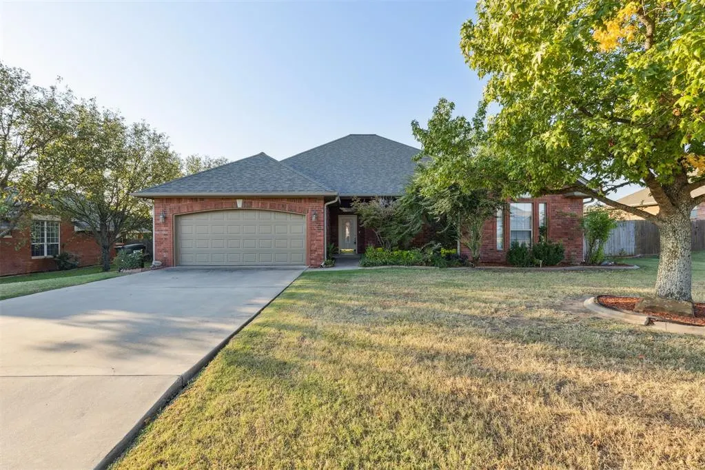 Photo 3 — 2507 Eagle View Drive, Sulphur, OK 73086