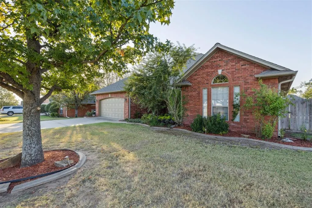 Photo 4 — 2507 Eagle View Drive, Sulphur, OK 73086