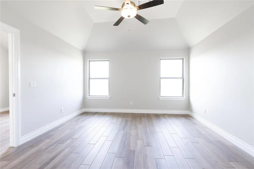 Photo 9 — 12337 Alfalfa Lane, Cashion, OK 73044