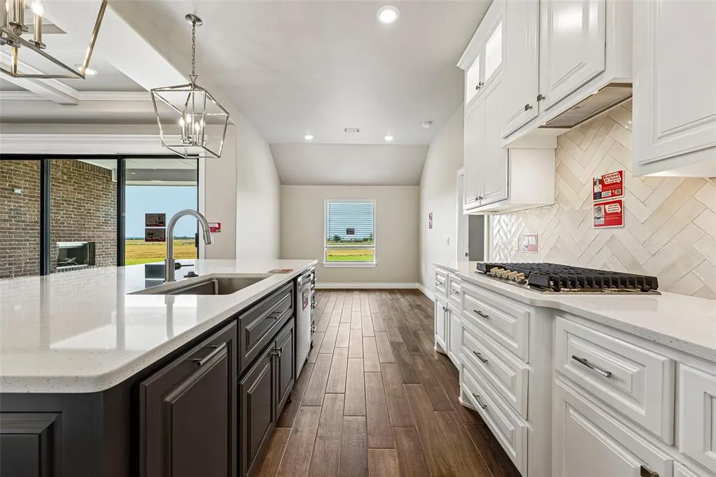 Photo 3 — 12337 Alfalfa Lane, Cashion, OK 73044