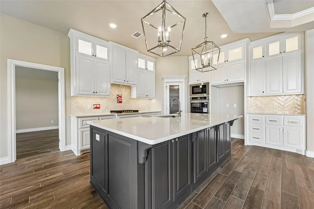 Photo 5 — 12337 Alfalfa Lane, Cashion, OK 73044