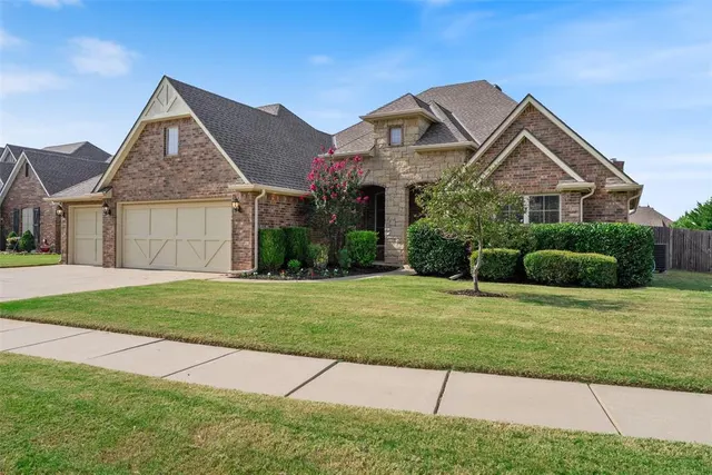 Photo 2 — 8513 NW 126th Street, Oklahoma City, OK 73142