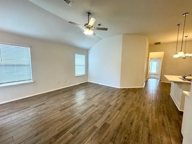 Photo 6 — 2405 Northcreek Lane, Oklahoma City, OK 73128