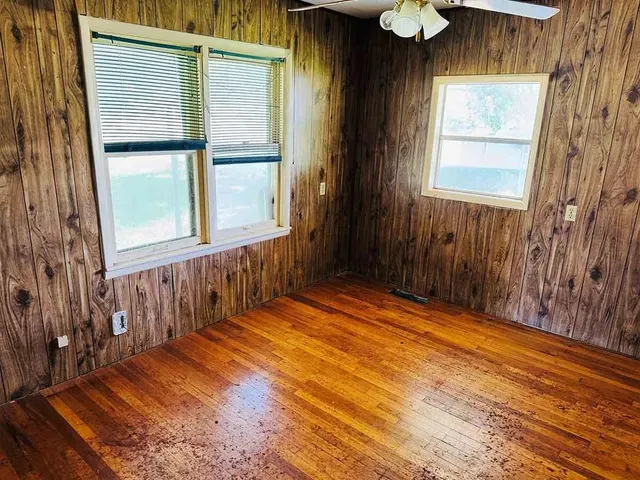 Photo 6 — 1208 Holly Street, Perry, OK 73077