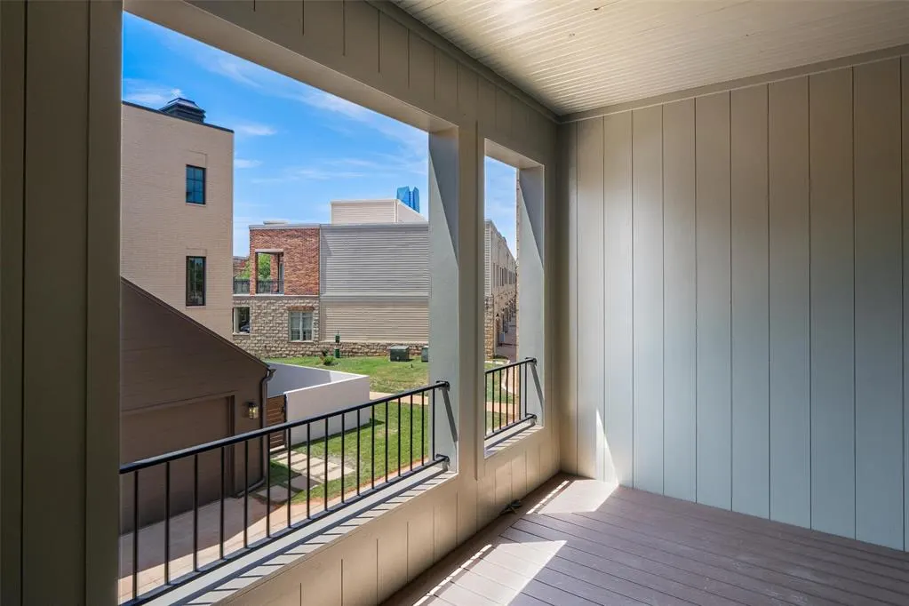 Photo 10 — 506 NE 2nd Streets, Oklahoma City, OK 73104