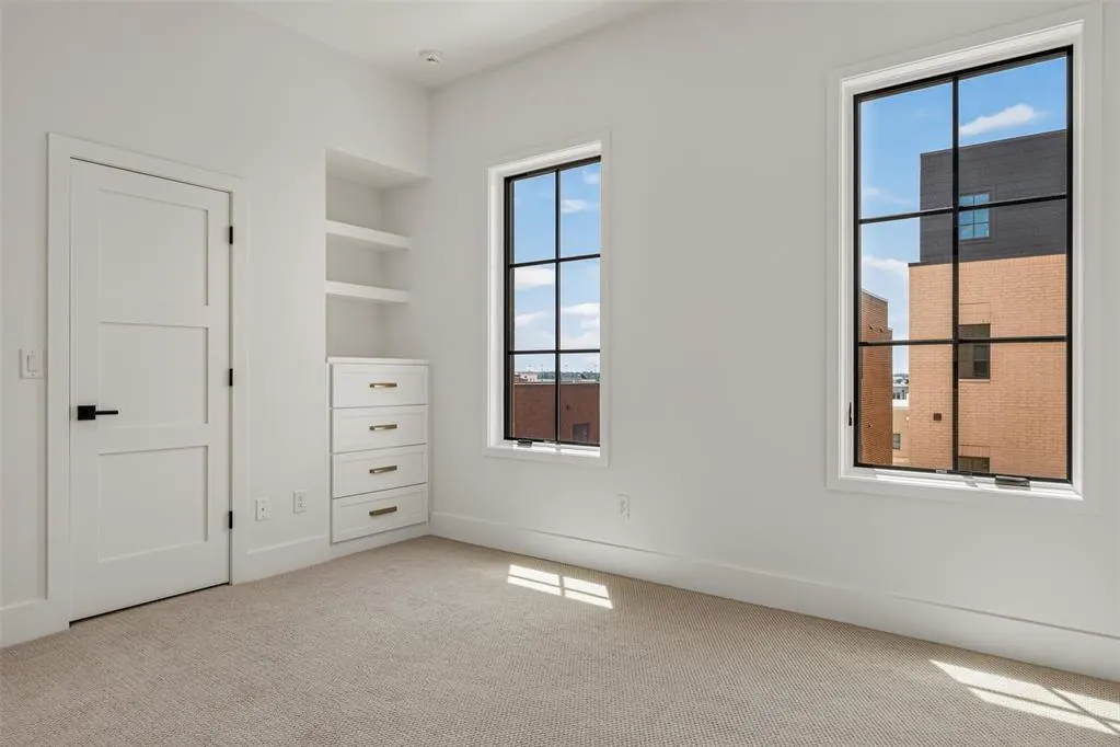 Photo 17 — 506 NE 2nd Streets, Oklahoma City, OK 73104