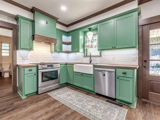 Photo 8 — 2108 E Rogers Street, El Reno, OK 73036