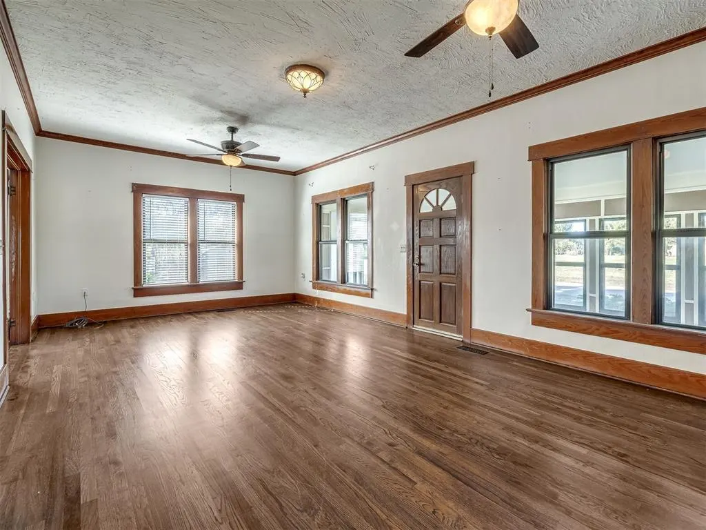 Photo 18 — 2108 E Rogers Street, El Reno, OK 73036