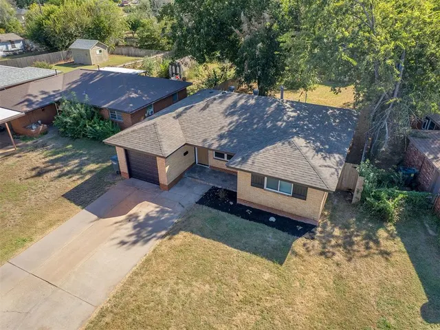 Photo 2 — 2716 Eagle Drive, Del City, OK 73115