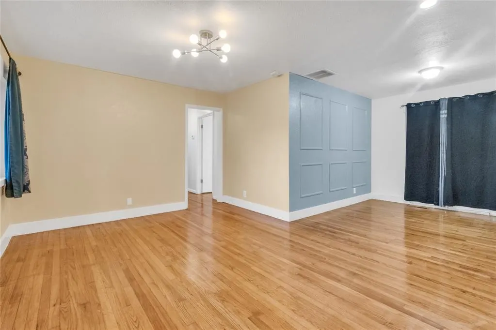 Photo 6 — 4716 W Park Place, Oklahoma City, OK 73127