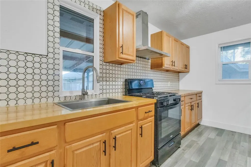 Photo 14 — 4716 W Park Place, Oklahoma City, OK 73127