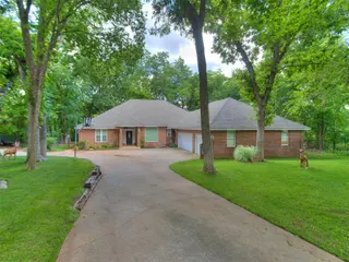 Sold home at 801 Sky Court