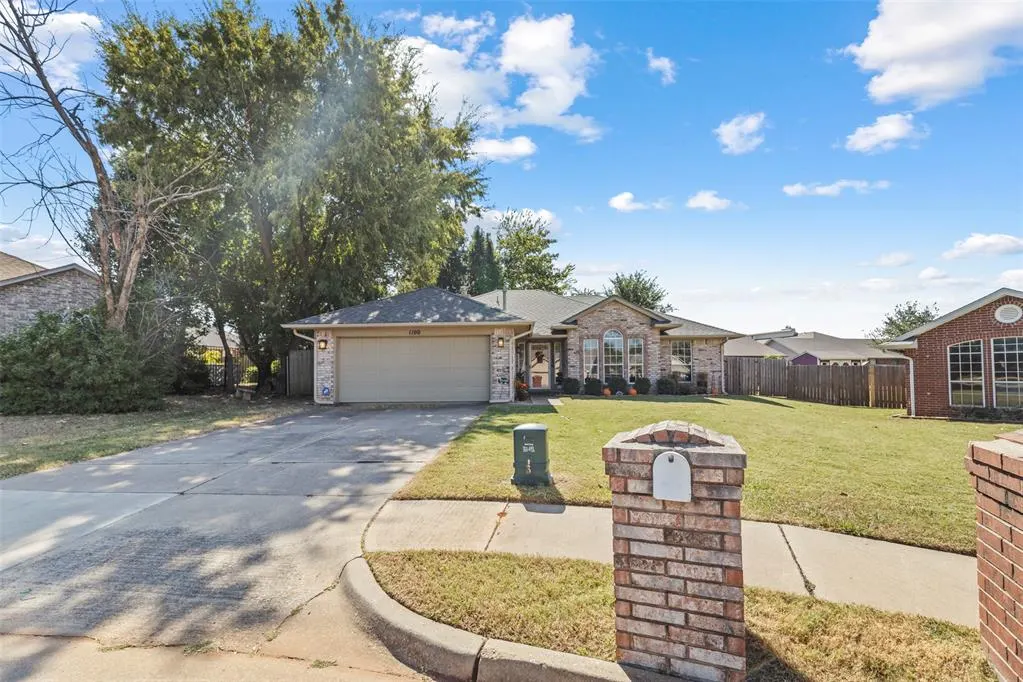 Photo 4 — 1100 Pruett Drive, Edmond, OK 73003