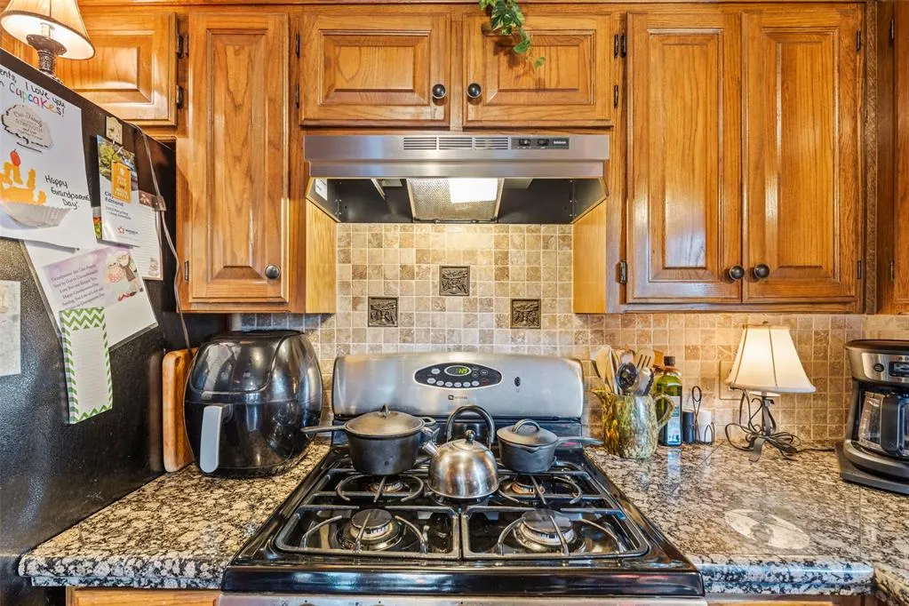 Photo 15 — 1100 Pruett Drive, Edmond, OK 73003