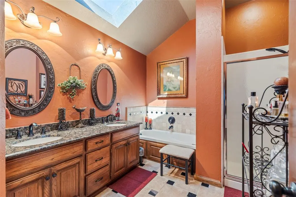 Photo 19 — 1100 Pruett Drive, Edmond, OK 73003