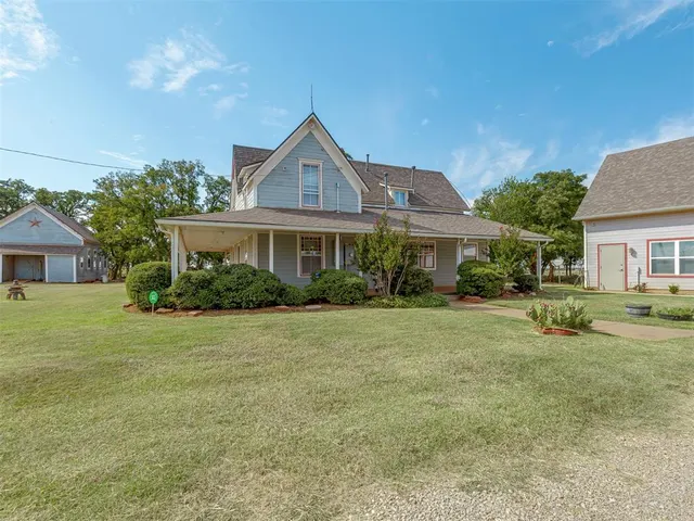 Photo 2 — 18562 W Simmons Road, Edmond, OK 73025