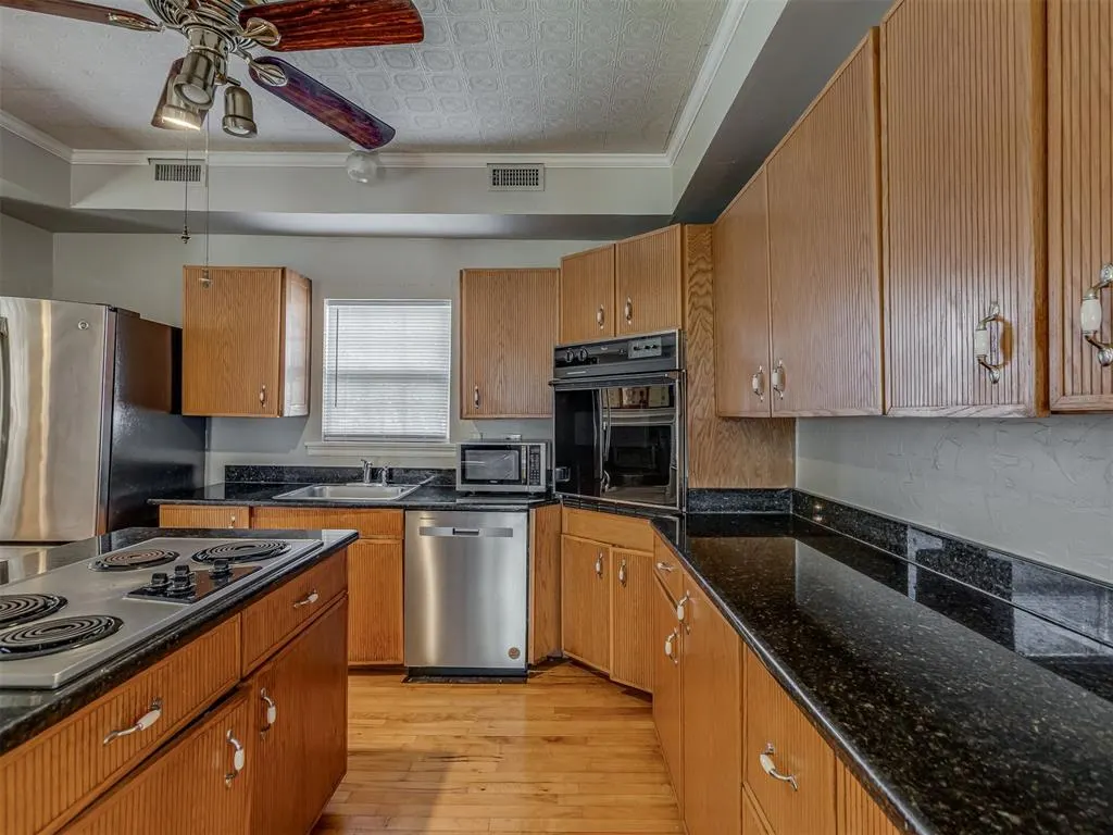 Photo 10 — 18562 W Simmons Road, Edmond, OK 73025
