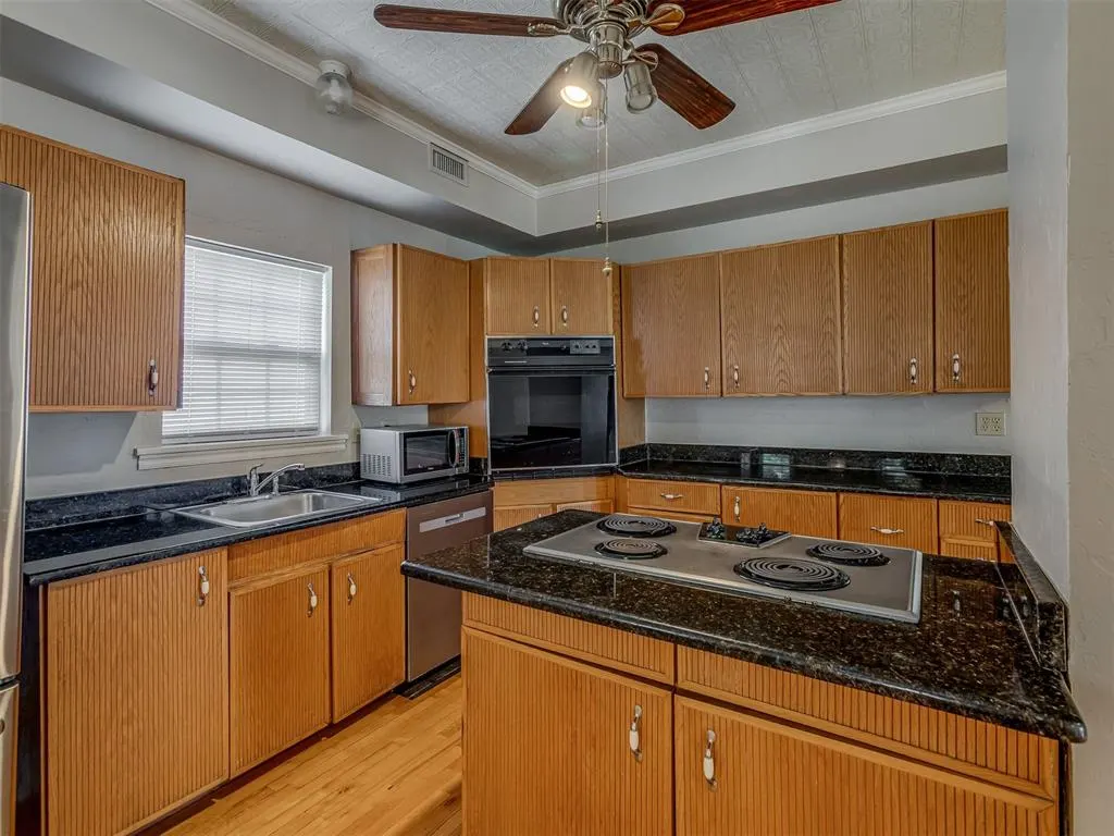 Photo 11 — 18562 W Simmons Road, Edmond, OK 73025