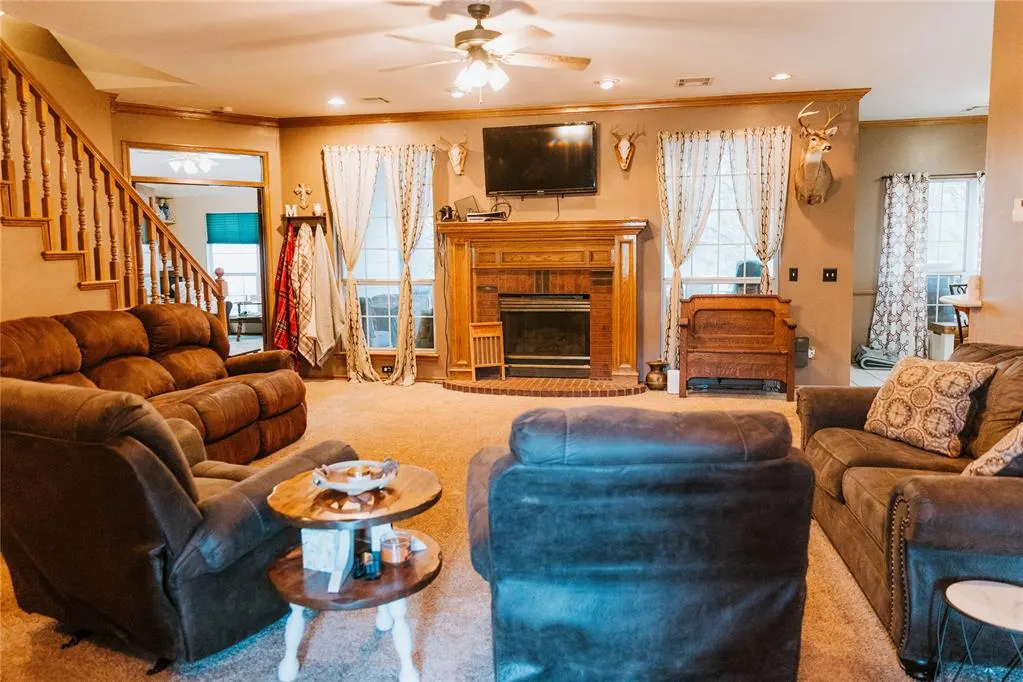 Photo 9 — 111 Key Drive, Wellston, OK 74881