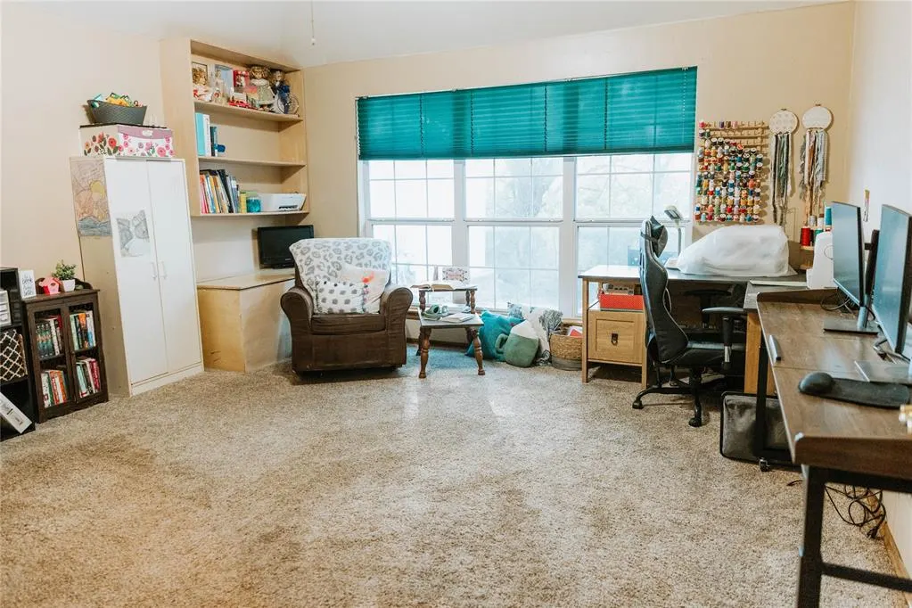 Photo 11 — 111 Key Drive, Wellston, OK 74881