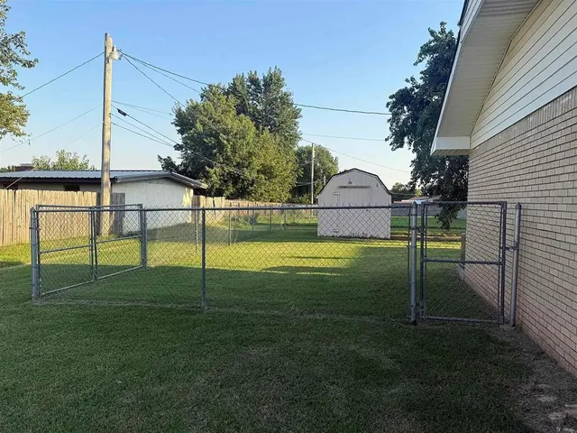 Photo 4 — 844 Mimosa Drive, Watonga, OK 73772