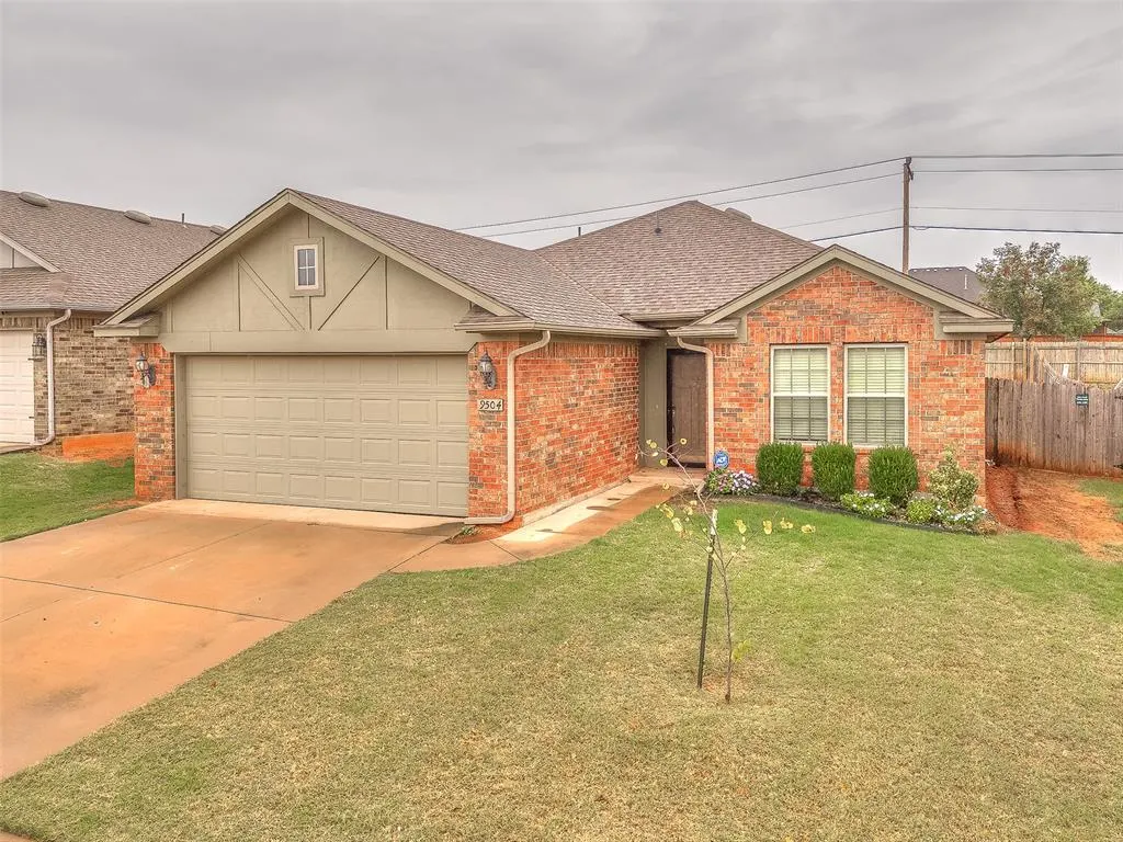 Front exterior — 9504 SW 29 Terrace, Oklahoma City, OK 73128
