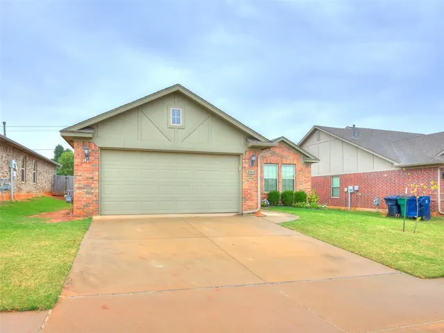 Photo 2 — 9504 SW 29 Terrace, Oklahoma City, OK 73128