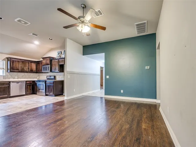 Photo 4 — 9504 SW 29 Terrace, Oklahoma City, OK 73128