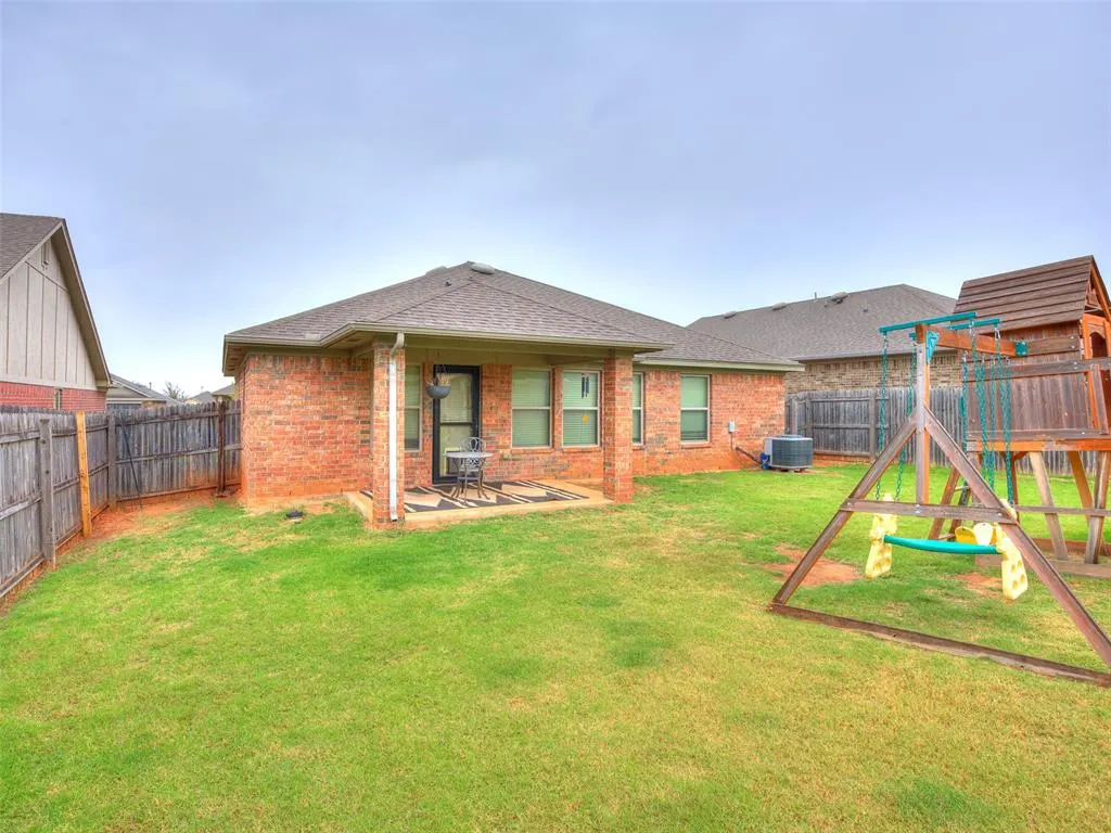 Photo 26 — 9504 SW 29 Terrace, Oklahoma City, OK 73128