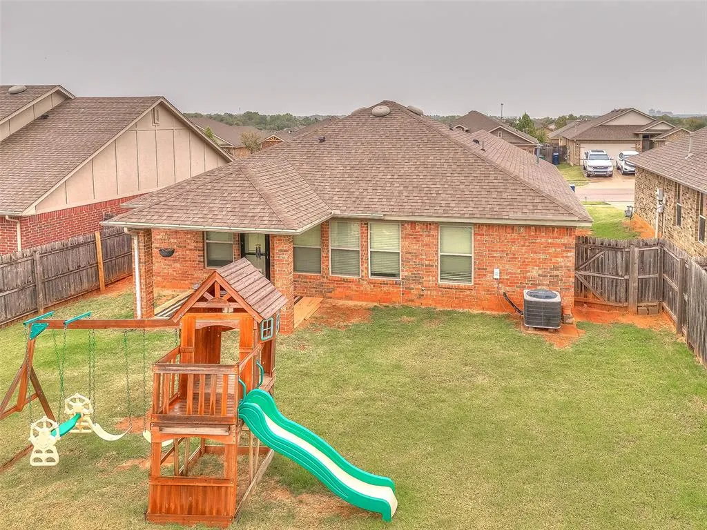 Photo 27 — 9504 SW 29 Terrace, Oklahoma City, OK 73128