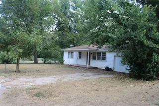 Sold home at 605 E Jennings Street