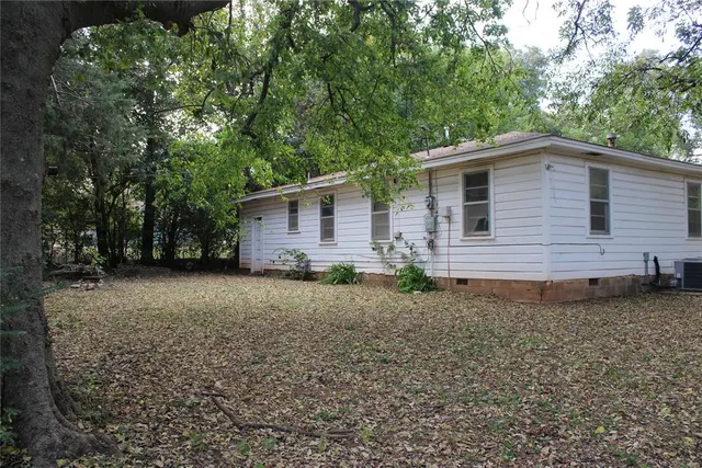 Photo 5 — 605 E Jennings Street, Wynnewood, OK 73098