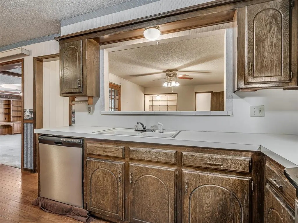 Photo 12 — 2903 Del Casa Circle, Midwest City, OK 73110