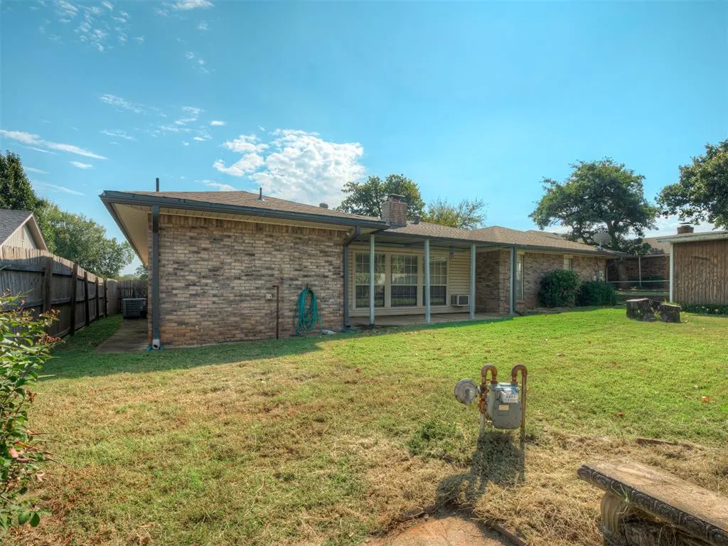 Photo 39 — 2903 Del Casa Circle, Midwest City, OK 73110