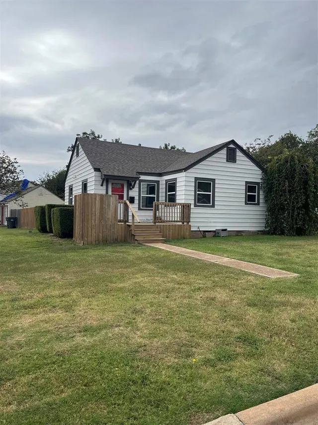 Front exterior — 1202 NW Oak Avenue, Lawton, OK 73507