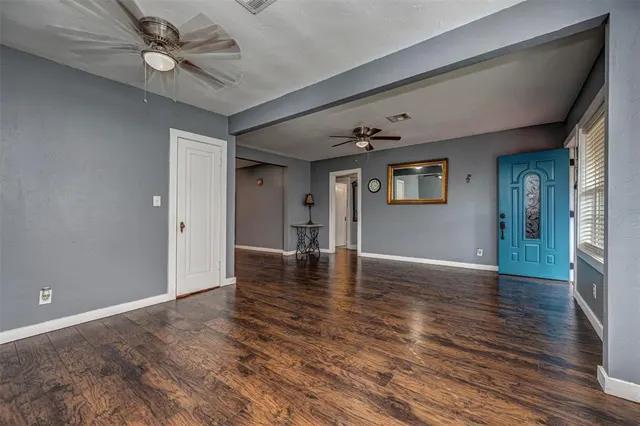Photo 4 — 5821 NW 51st Street, Warr Acres, OK 73122